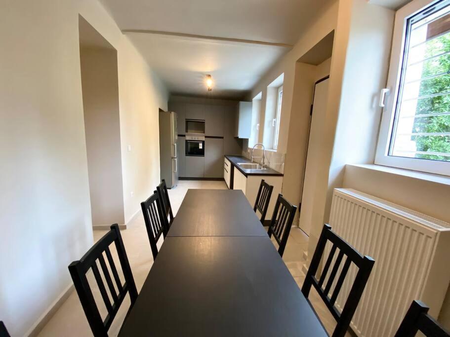 Amazon Spacious 3Bedroom Premium Neighbourhood เอเธนส์ ภายนอก รูปภาพ